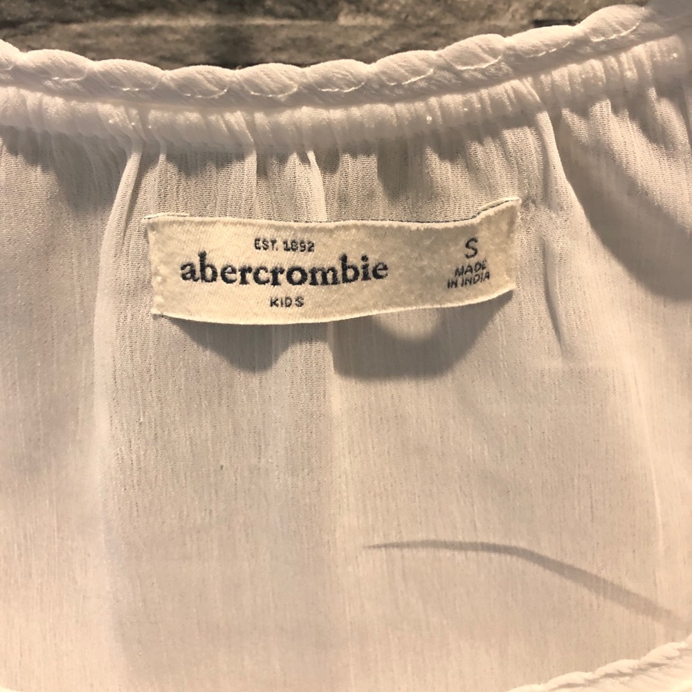 NWOT Abercrombie Kids Sheer Lace Top - Picture 3 of 7